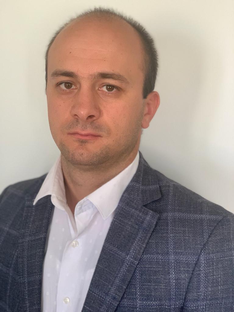 Шапиев  Марат Абакарович.